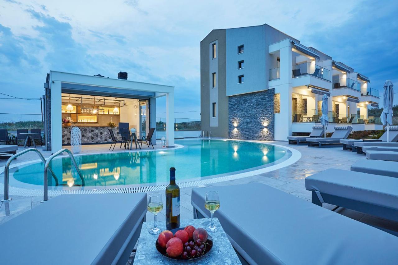 Greystone Suites Paralia Dionysiou Exteriör bild